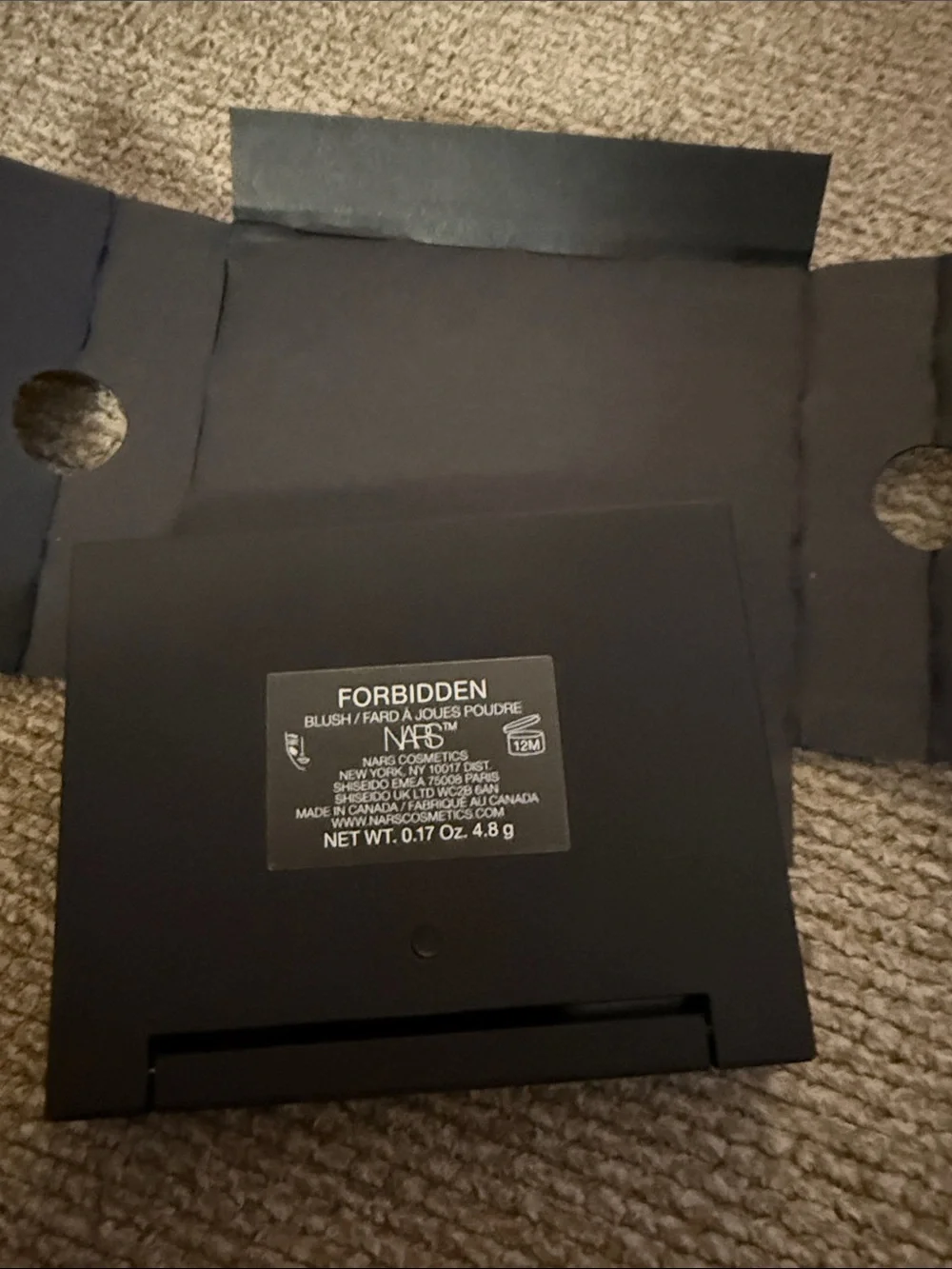 NARS satin powder